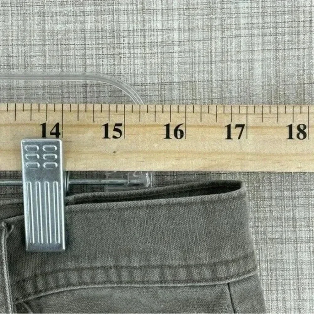 columbia Mens Size 34 cargo shorts 1841
